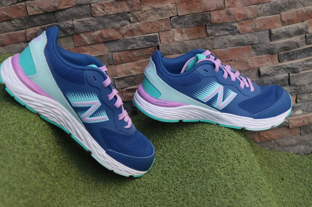 New Balance Sneaker